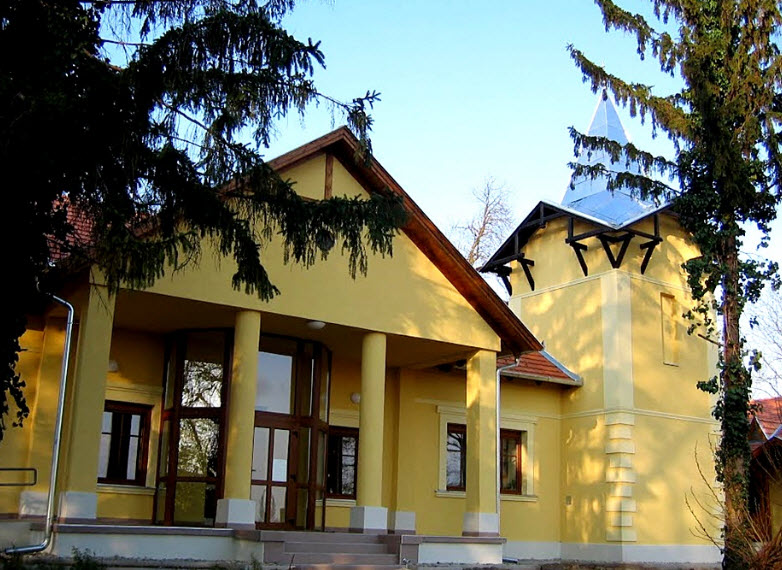 UGODY-KASTÉLY, Hungary